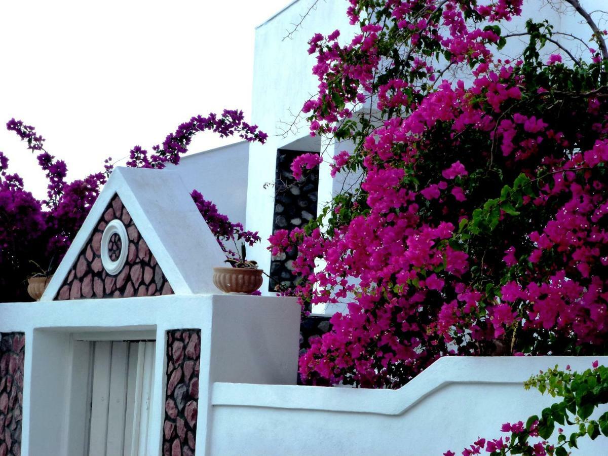 Bougainvillea Suites Kamári Exteriér fotografie