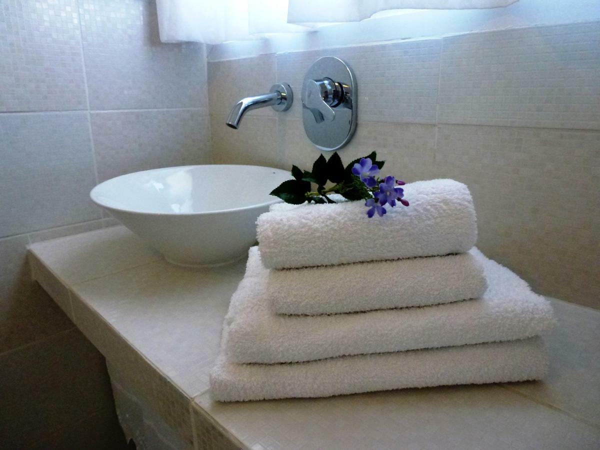 Bougainvillea Suites Kamári Exteriér fotografie